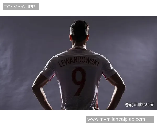 莱万重返安联球场遭拜仁球迷嘘声四起令人心寒的背叛与忘恩负义